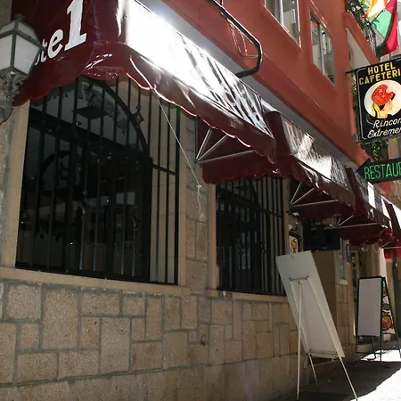 Rincon Extremeno Hotel *