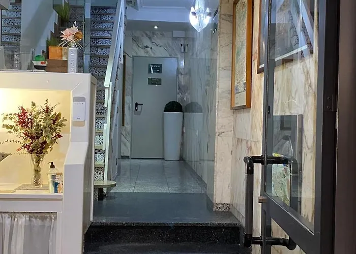 Rincon Extremeno Otel *